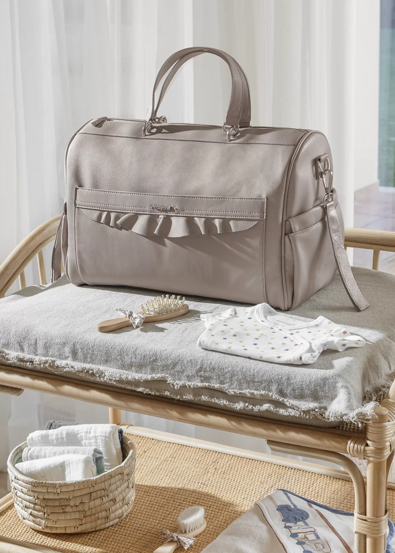 Bolsos De Maternidad^Mayoral Bolso maternidad volante bebé Topo